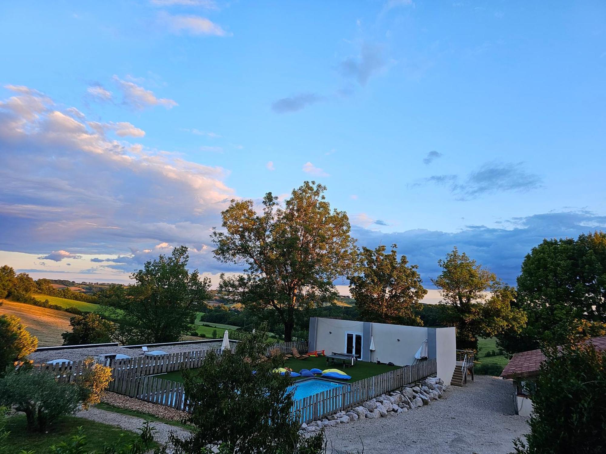 Domaine De Massoulac Molieres  Luaran gambar